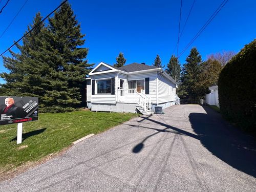 521 Nelson St W, Hawkesbury, ON, K6A2K3 | Card Image