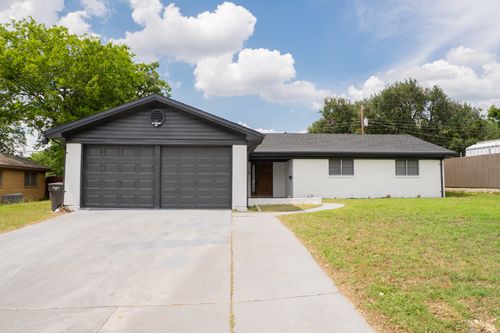 228 Hallbrook Dr, Fort Worth, TX, 76134-3932 | Card Image