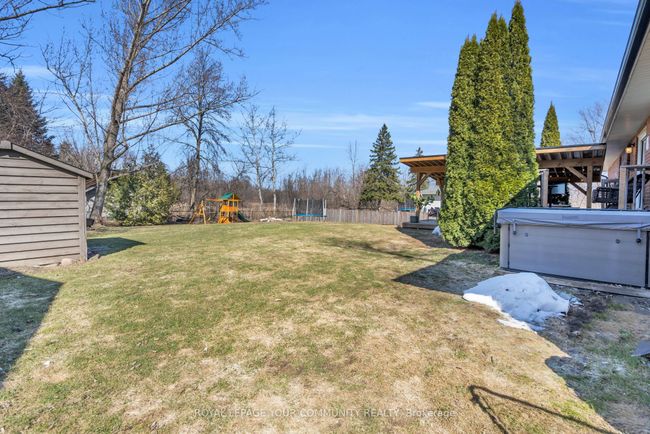 318 Duclos Point Rd, House other with 5 bedrooms, 3 bathrooms and 4 parking in Pefferlaw ON | Image 46