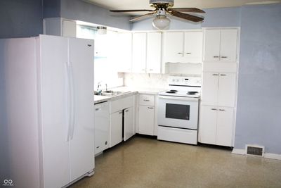 Kitchen | Image 3