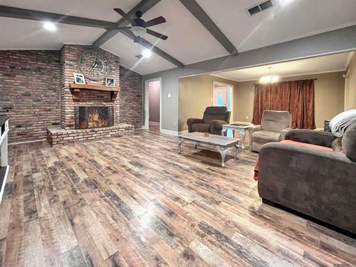 12420 Partridgewood Dr, Baker, LA, 70714-6139 | Card Image