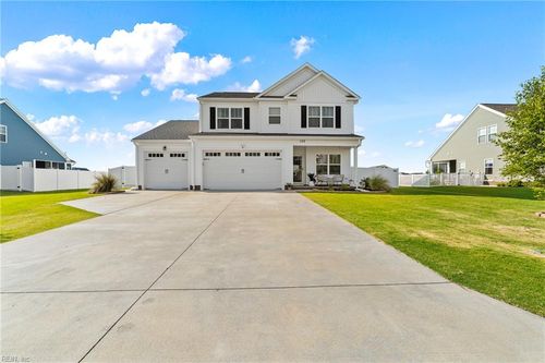 122 Gander Dr, Moyock, NC, 27958-7402 | Card Image