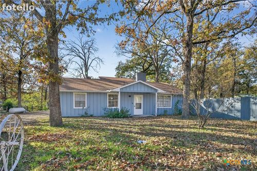 2112 Leyte Dr, Tool, TX, 75143 | Card Image