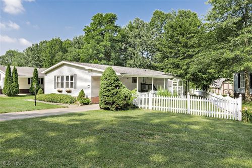 28 Cardinal Dr, Hiram, OH, 44234-9660 | Card Image