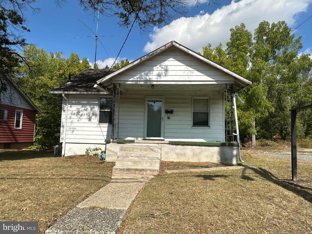 Gloucester Ave, Lawnside, NJ 08045