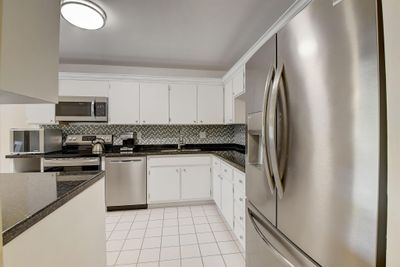 F - 18 Westgate Lane, Condo with 2 bedrooms, 2 bathrooms and null parking in Boynton Beach FL | Image 2