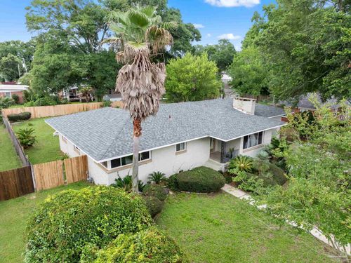2010 E Yonge St, Pensacola, FL, 32503-5477 | Card Image
