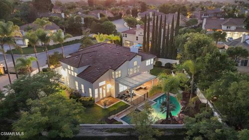 519 Turnbury St, Simi Valley, CA, 93065-7017 | Card Image