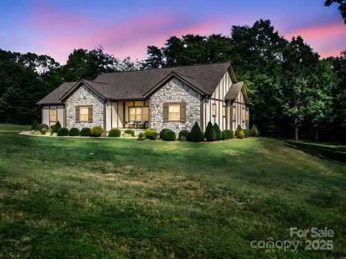 189 Jamesfield Dr, Rutherfordton, NC, 28139-2841 | Card Image