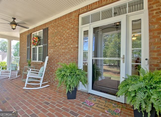 11 The Ter, House other with 4 bedrooms, 5 bathrooms and 2 parking in Newnan GA | Image 14