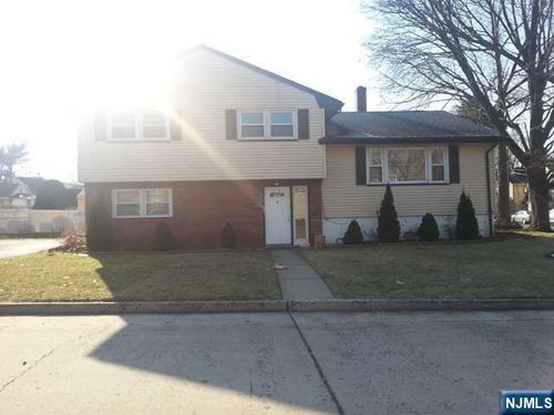 95 Seneca Ave, Dumont, NJ, 07628-2751 | Card Image