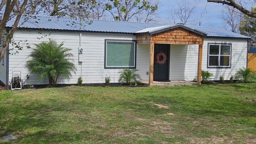 205 E Train St, Ellinger, TX, 78938-5130 | Card Image
