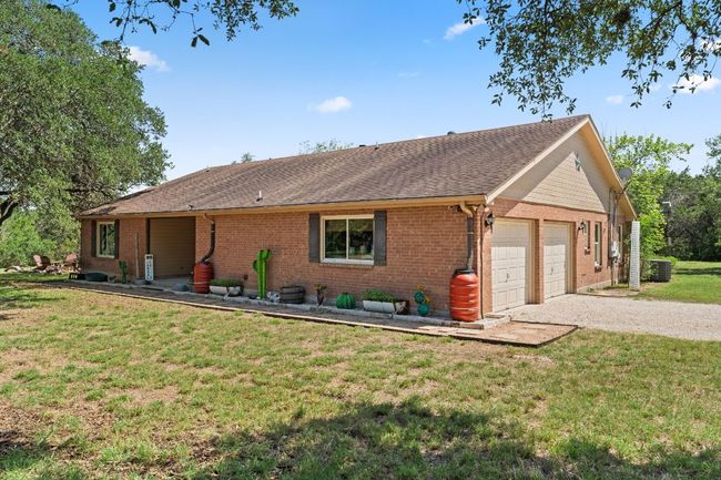 11551 Fm 32, House other with 4 bedrooms, 3 bathrooms and 5 parking in Fischer TX | Image 34