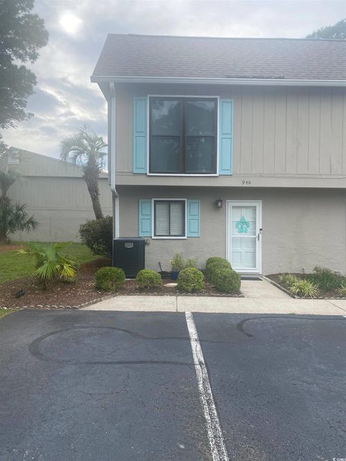 946-946 Villa Dr, North Myrtle Beach, SC, 29582-2540 | Card Image