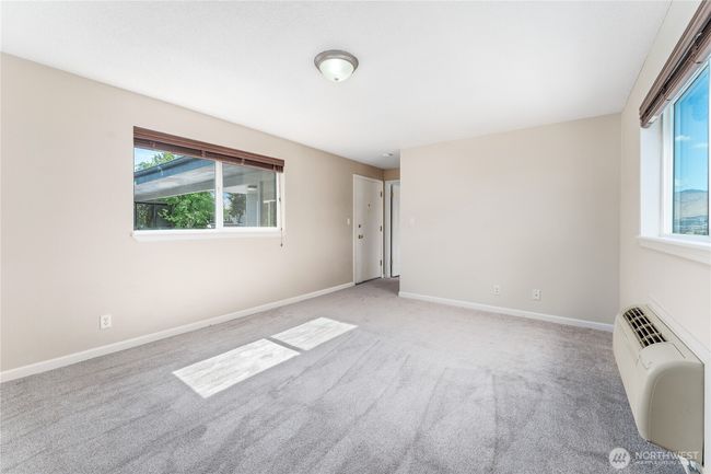 2nd Bedroom with a View! | Image 21