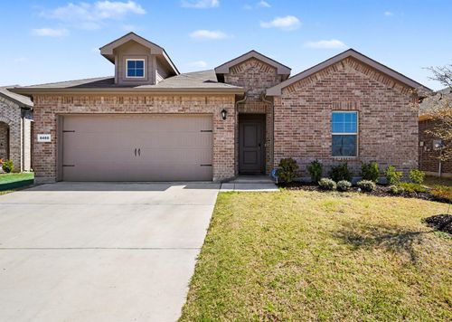 8460 Big Apple Dr, Fort Worth, TX, 76179-3107 | Card Image