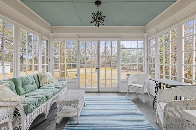 804 Persimmon Rd, House other with 4 bedrooms, 3 bathrooms and 2 parking in Sewickley PA | Image 10
