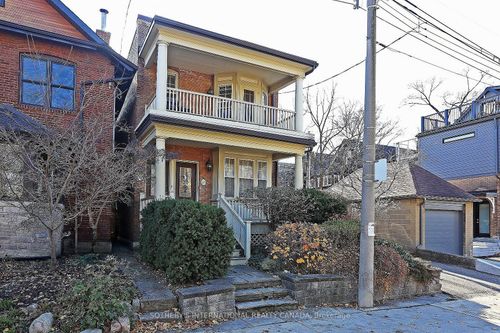 upper-19 Melgund Rd, Toronto, ON, M5R1Z9 | Card Image