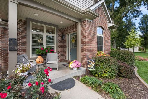 51345 Stratford Dr, Elkhart, IN, 46514-9178 | Card Image