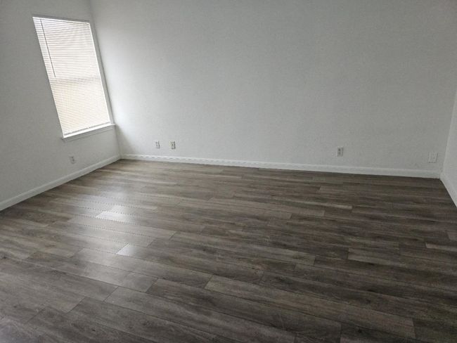 16704 Trevin Cv, House other with 3 bedrooms, 2 bathrooms and 2 parking in Manor TX | Image 7