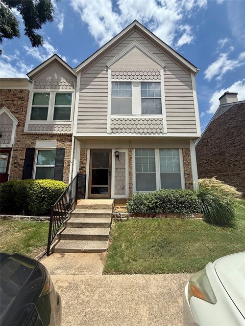 24 Abbey Rd, Euless, TX, 76039-4215 | Card Image