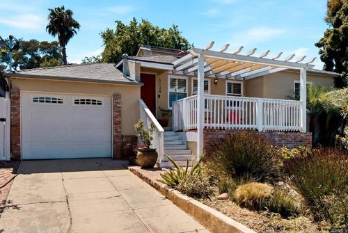5134 Randlett Dr, La Mesa, CA, 91942-9516 | Card Image