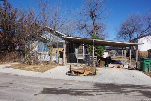 1211 Rivas St, San Antonio, TX, 78207-1451 | Card Image