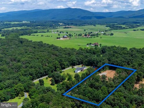 14 Montview Dr, Luray, VA, 22835 | Card Image