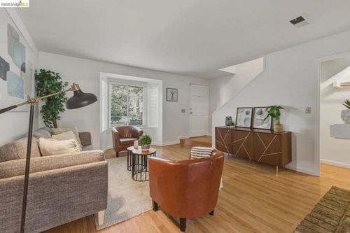1245 Pine Creek Way, Concord, CA, 94520-5963 | Card Image