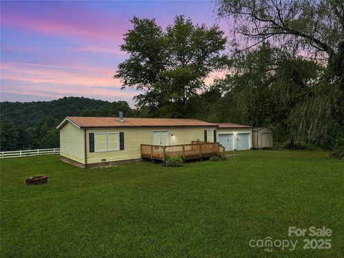 253 Hidden Acres, Marion, NC, 28752-9076 | Card Image