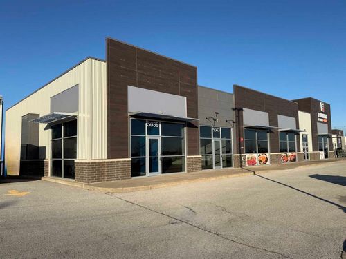 5043 Competition Dr, Bettendorf, IA, 52722-8821 | Card Image