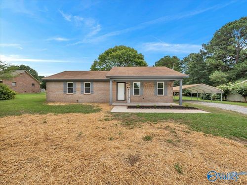 1042 Rock Spring Rd, Hartselle, AL, 35640-6633 | Card Image