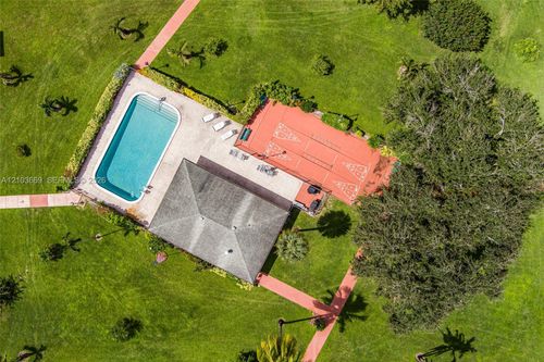 h137-5300 Washington St, Hollywood, FL, 33021-7717 | Card Image