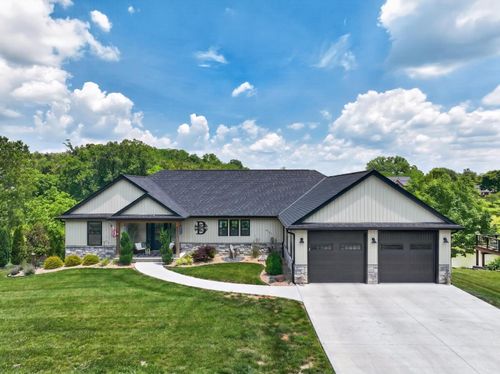 18508 Sycamore Woods Dr, Greendale, IN, 47025-8630 | Card Image