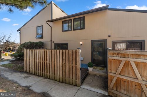 2b-392 West Ct, GLEN BURNIE, MD, 21061-4766 | Card Image