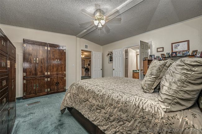 25209 E County Road 1730, House other with 4 bedrooms, 3 bathrooms and null parking in Elmore City OK | Image 25