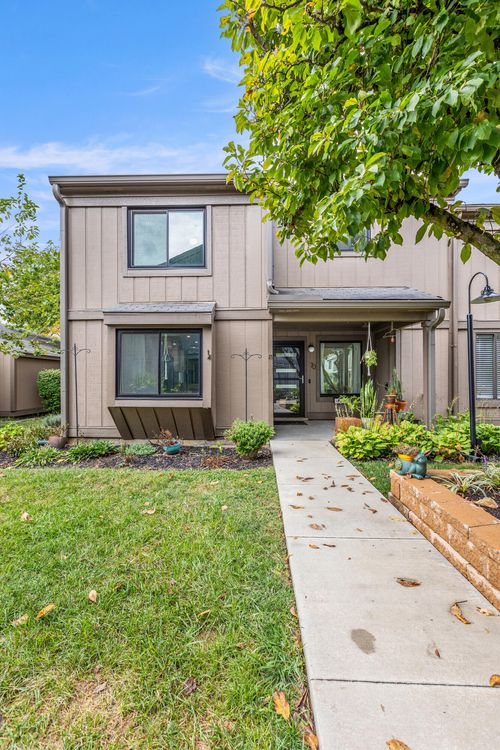 70-500 Laketower Dr, Lexington, KY, 40502-2677 | Card Image