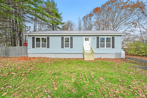 20 Spruce Street, Newport, ME, 04953 | Card Image