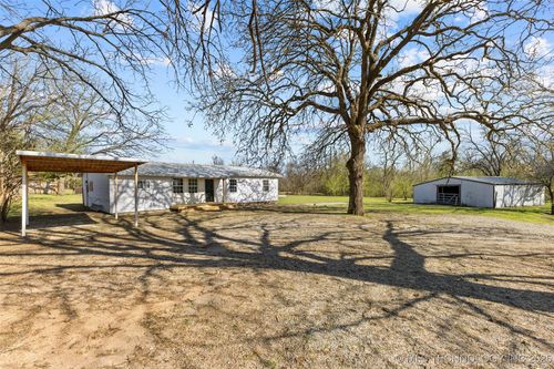 221 N Pine, Stratford, OK, 74872-4653 | Card Image