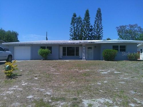 2447 Foster Ln, Sarasota, FL, 34239-6306 | Card Image