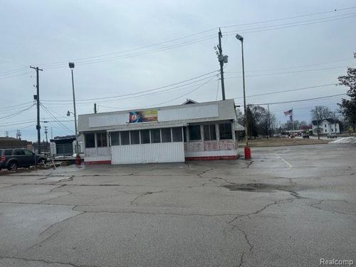 500 Washington Ave, Bay City, MI, 48708-5715 | Card Image