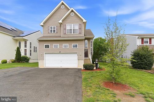 181 Glenwood Ave, BURLINGTON, NJ, 08016-2533 | Card Image