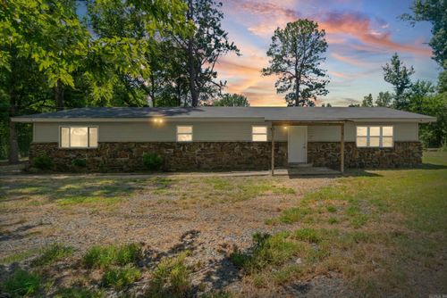 2923 Graham Rd, Jacksonville, AR, 72076-9072 | Card Image