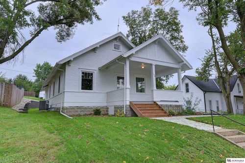 109 N Molley St, Bennington, NE, 68007-5599 | Card Image