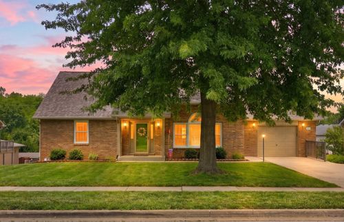 312 Castle Blvd, Paris, KY, 40361-2454 | Card Image