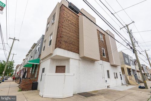 fl-3rd-2400 S 4th St, PHILADELPHIA, PA, 19148-3905 | Card Image