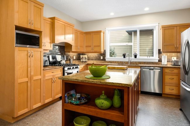 2499 Glendoik Way, House other with 3 bedrooms, 3 bathrooms and 6 parking in Mill Bay BC | Image 38