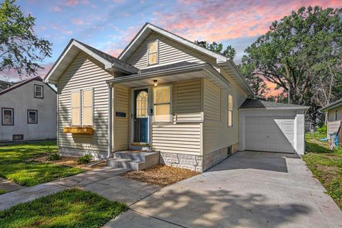 3921 Xenia Ave N, Robbinsdale, MN, 55422-1967 | Card Image