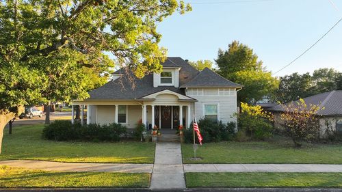 704 E Main St, Honey Grove, TX, 75446-1230 | Card Image