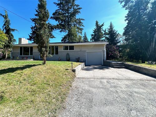 1805 N 167th St, Shoreline, WA, 98133-5505 | Card Image